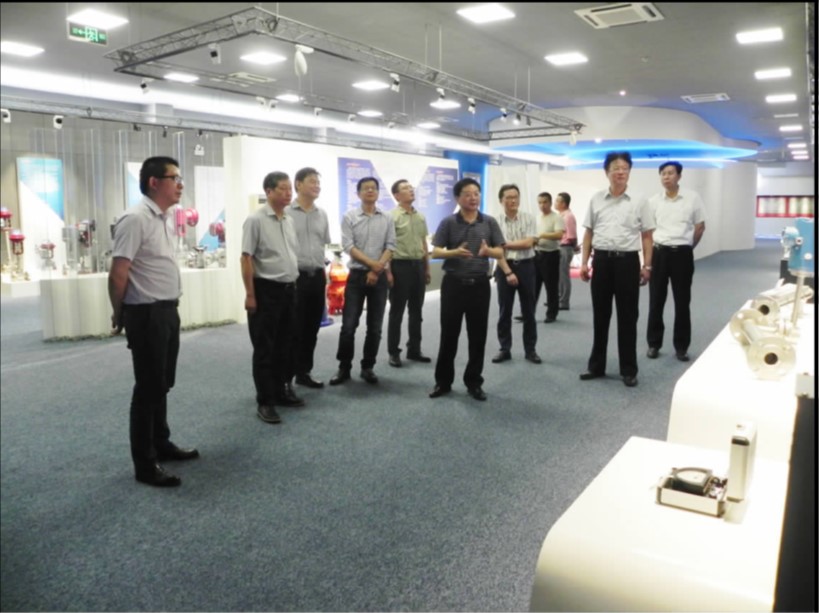 上自仪公司与业内企业探索建筑工业化业务发展线路图加强业务需求对接再谱合作新篇章